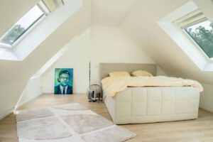Großzügiger Eltern-Schlafbereich