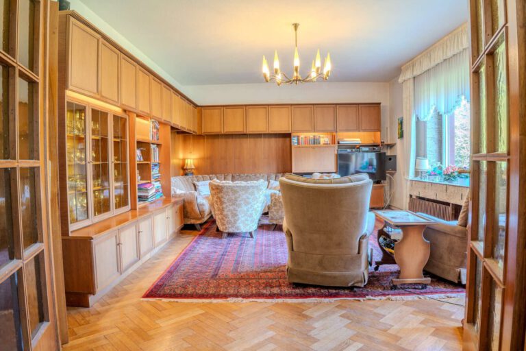 Durchgang zum Wohnzimmer