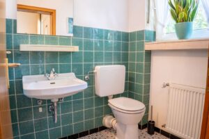 Gepflegtes Gäste WC-im Erdgeschoss