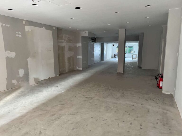 Ladenlokal im EG – Bereit zur Vermietung.