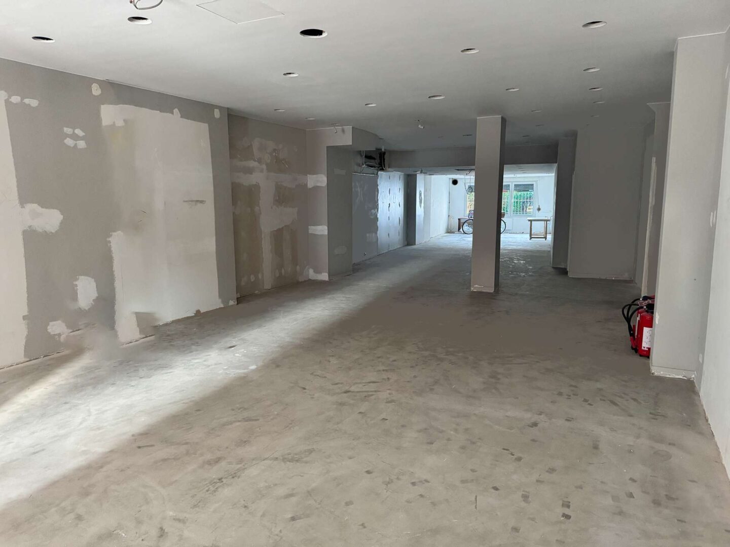 Ladenlokal im EG – Bereit zur Vermietung.