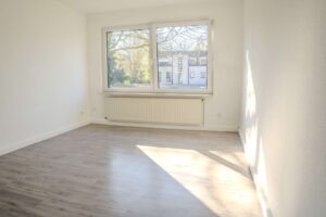 Schlafzimmer mit Blick ins Grüne