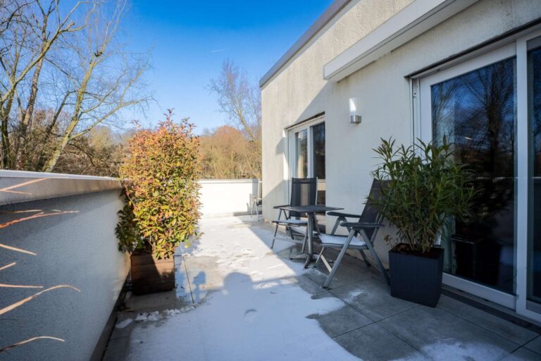 Dachterrasse mit Blick ins Grüne (1)